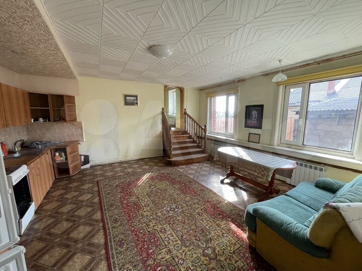 3-к. квартира, 111,2 м², 2/2 эт.