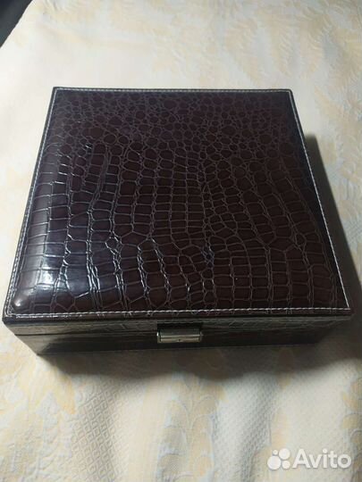 Шкатулка для украшений