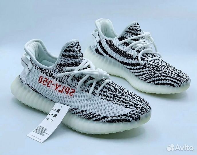 Кроссовки Adidas Yeezy Boost 350 черно-белые р42