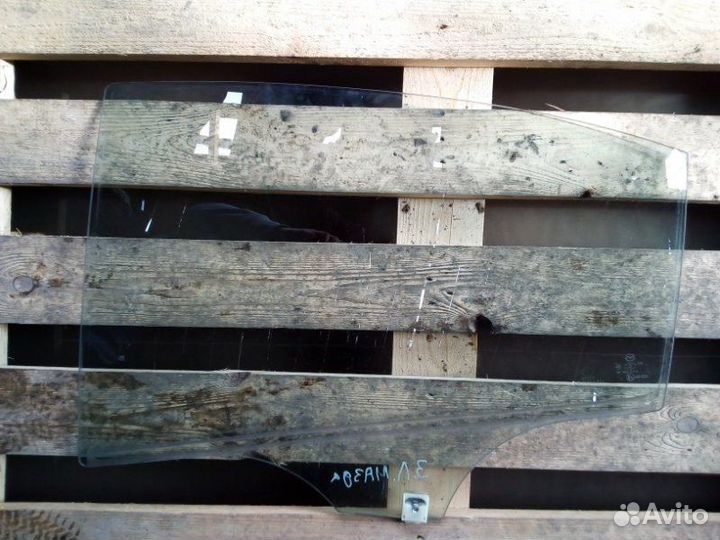 Стекло двери заднее левое Mazda Mazda 6 GH седан