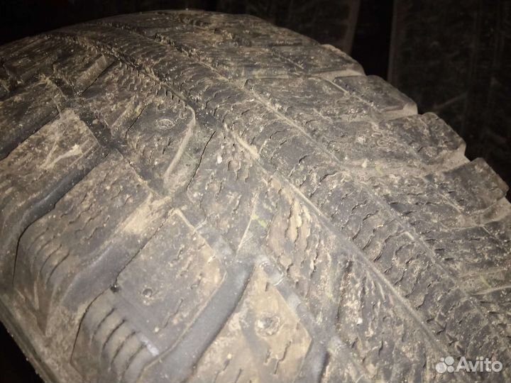 Kumho I'Zen KW22 215/55 R17 98T