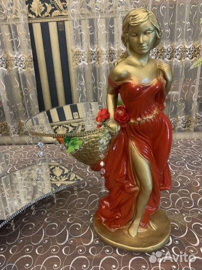 Зеркальная подставка