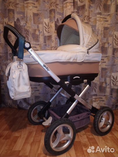 Универсальная коляска Geoby C800