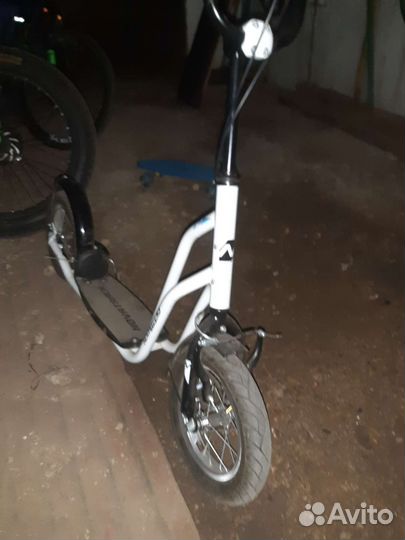Самокат с большими колесами