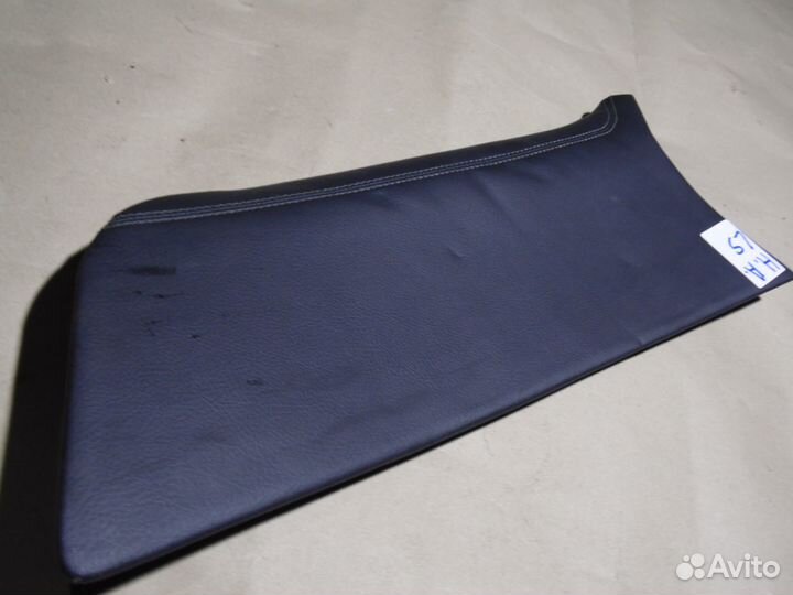 Накладка заднего дивана левая Лексус лс 600