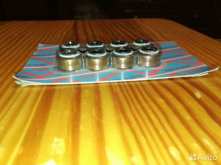 Маслосъемные колпачки toyota