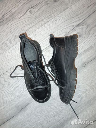 Ботинки женские