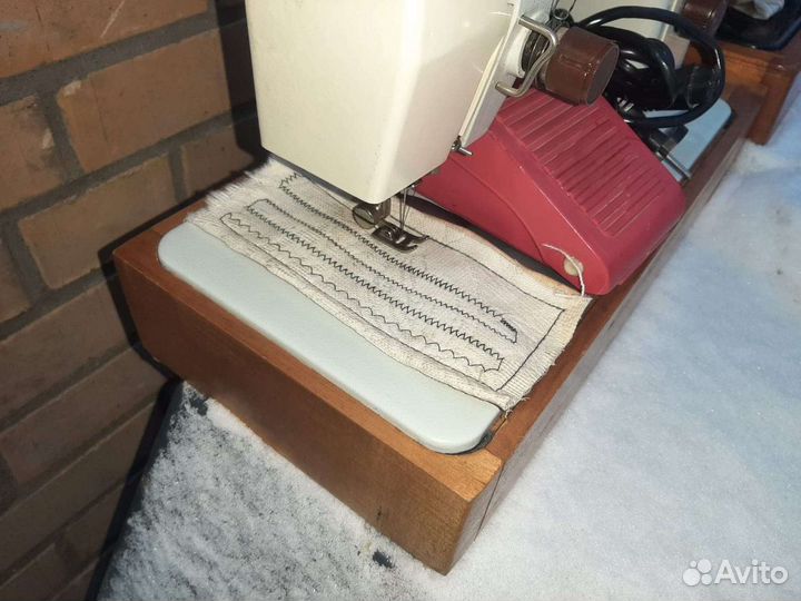 Швейная машина чайка134 и Подольск 2М ручной