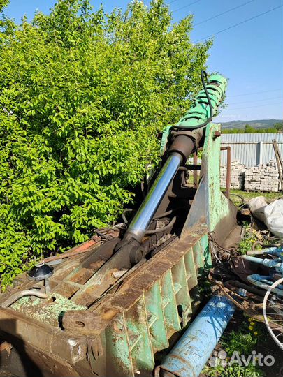 Пресс для металлолома