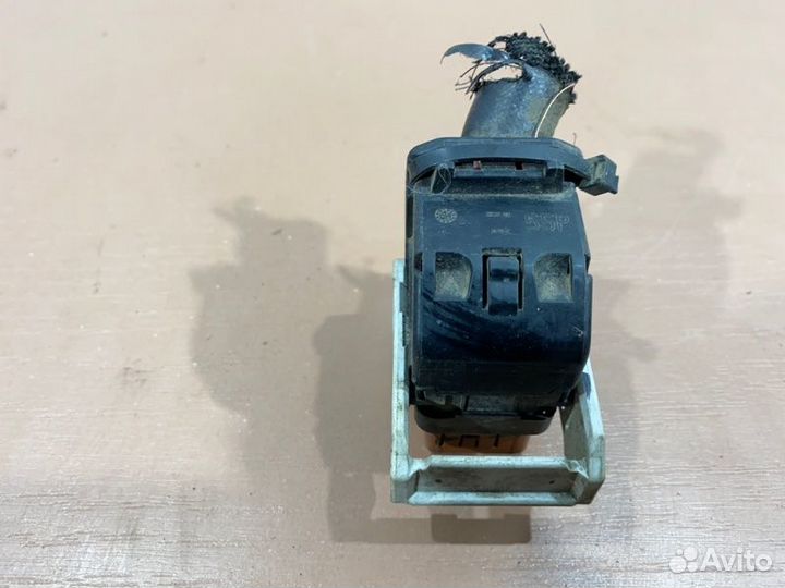 Фишка блока управления Infiniti Qx56 Qx80 Z62