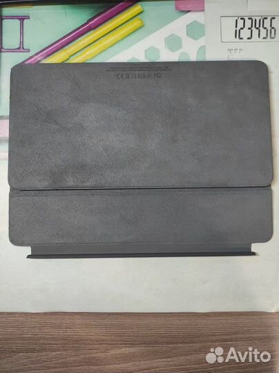 Клавиатура Apple Smart Keyboard (на iPad Pro 10.5)