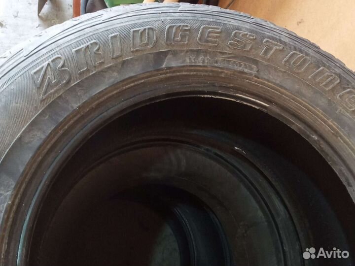 Bridgestone Dueler A/T 695 245/65 R17 107T