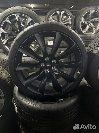 R22 Continental ContiSportContact 6 265/35, PCD 5x120 DIA 64.1