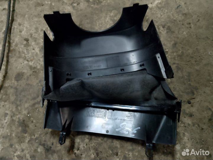 Кожух рулевой колонки Ford Focus 2 2 поколение