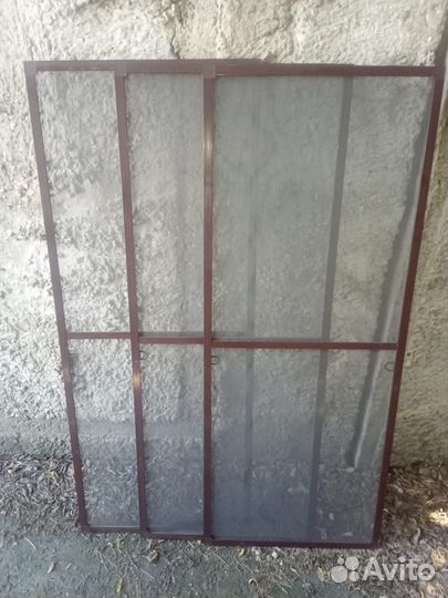 Москитная сетка на балконную дверь