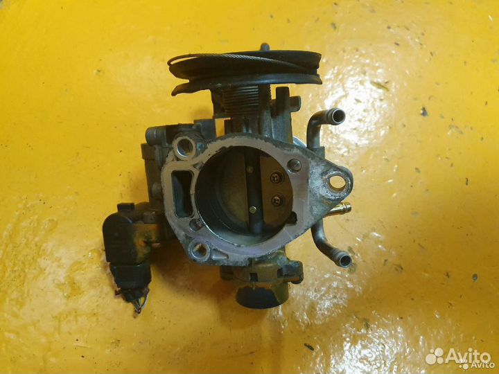 Дроссельная заслонка Тойота Toyota 2AZ-FE 2AZ