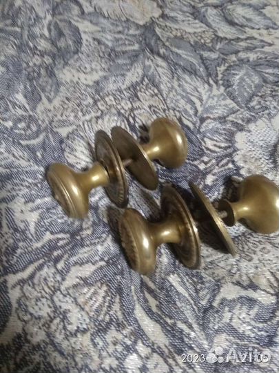 Старинные дверные ручки