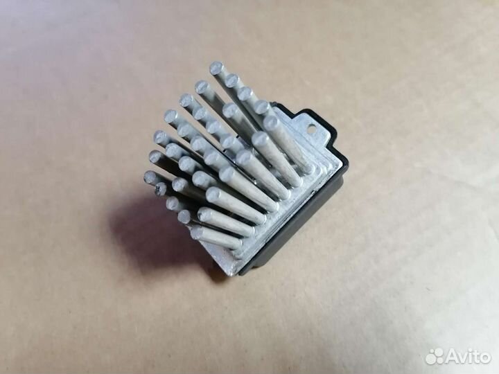 Реостат печки Audi A6 C5,VAG 4B0820521