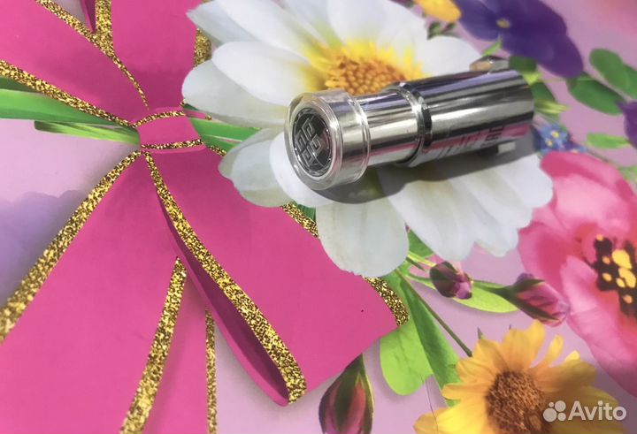 Givenchy Le Rouge помада тон 18 Nude Fume