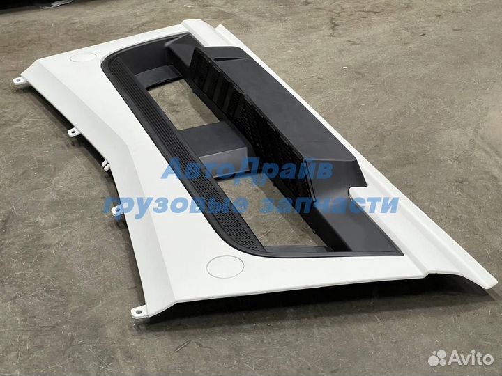 Бампер Мерседес Актрос Мп4 средняя часть белый