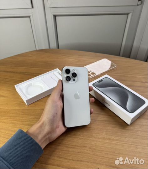 iPhone 15 Pro, 128 ГБ