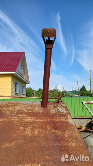 Лодка рыбацкая металическая