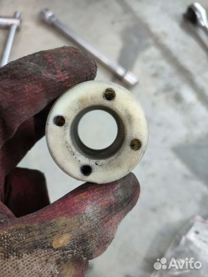 Втулка рулевой рейки Ford Focus 2