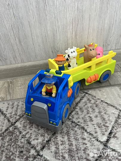 Машинка музыкальная