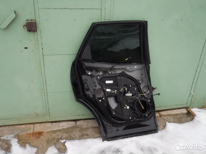 Дверь задняя левая Mazda CX-7 cx7 Мазда сх7
