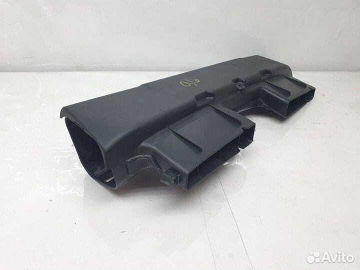 Воздуховод Bmw 3-Series E90 3.0D 2011