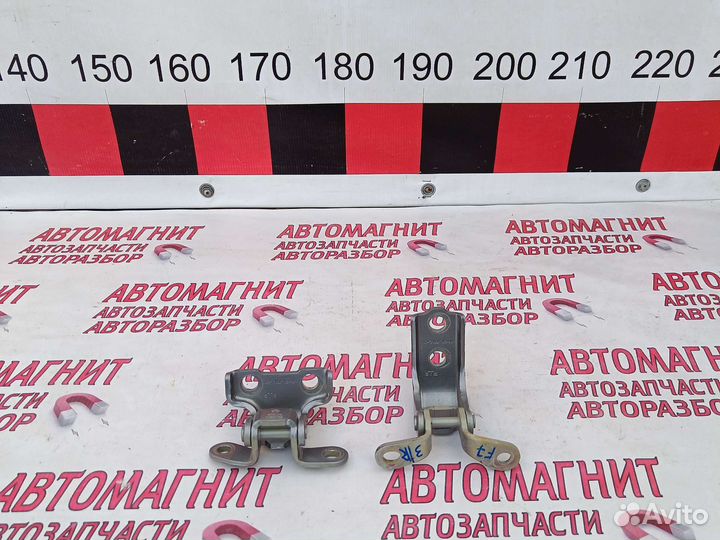 Петля двери задней правой Хавал Ф7 Haval F7