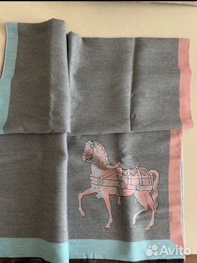 Шарф палантин из кашемира новый