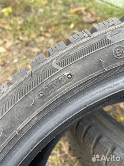 Bridgestone B250 225/40 R18 92R