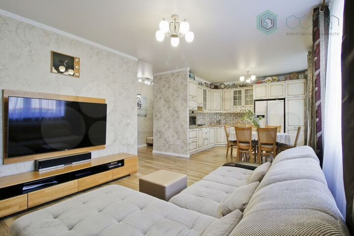 3-к. квартира, 87 м², 1/4 эт.