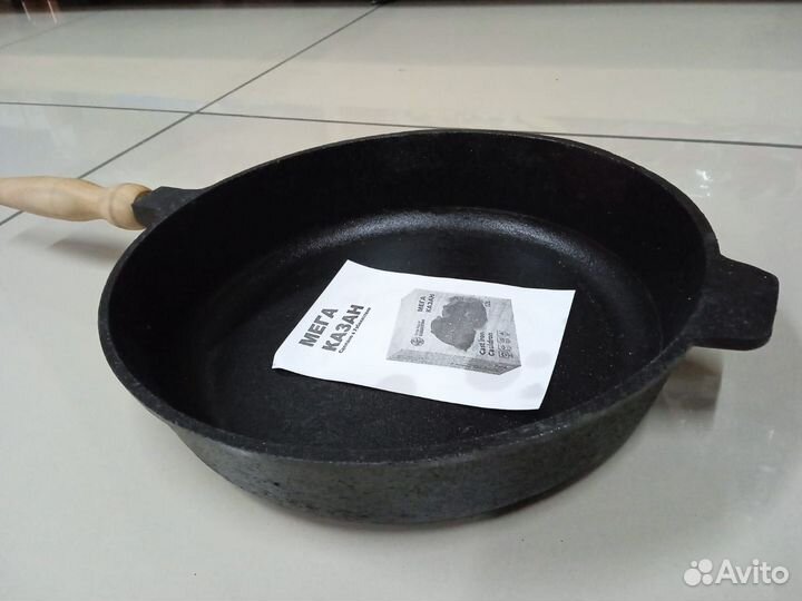 Чугунная сковорода