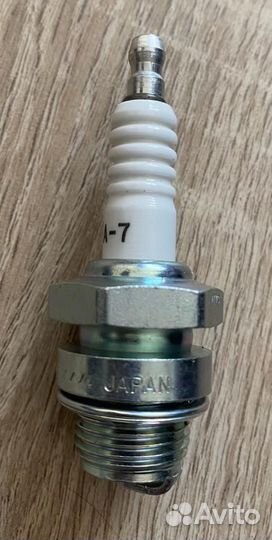Свечи зажигания ngk