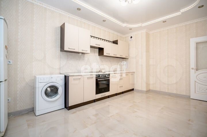 3-к. квартира, 110 м², 4/19 эт.