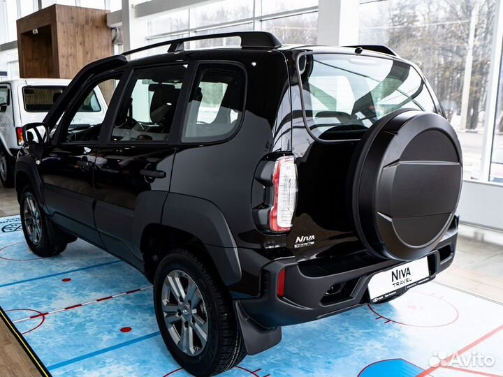 ВАЗ Niva Travel 1.7 МТ, 2025