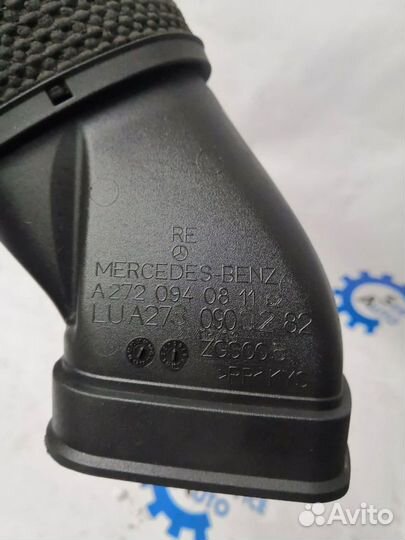 Mercedes W221 05- Патрубок забора воздуха правый