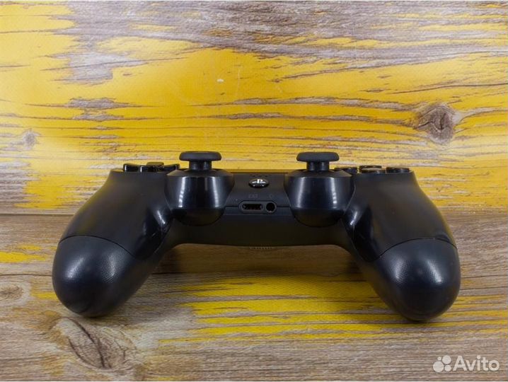Оригинальный DualShock 4 (Б/У)
