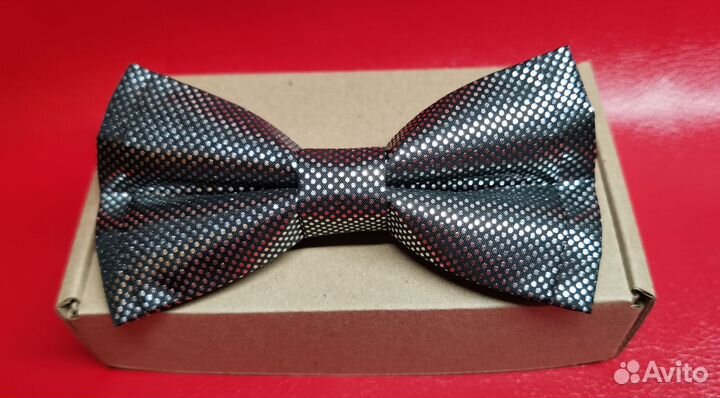 Бабочка серебряная