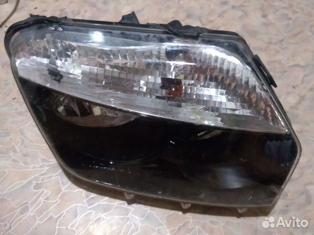 Фара правая Рено duster