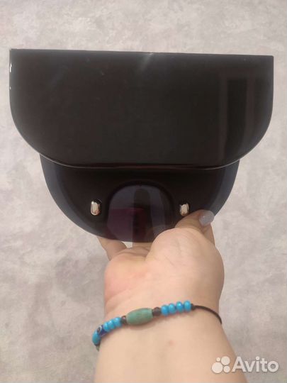 Робот пылесос philips