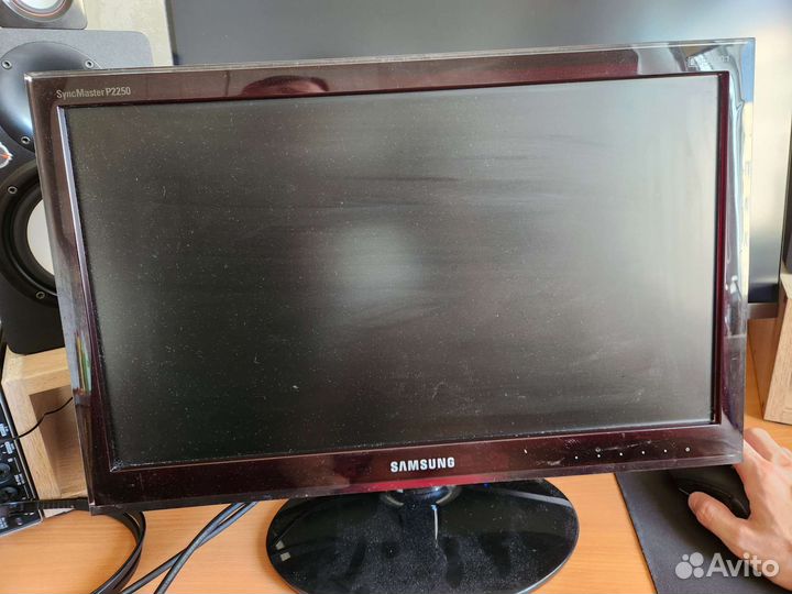 Монитор Samsung syncmaster P2250