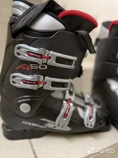 Горнолыжные ботинки