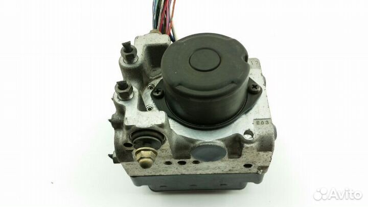 Блок abs Toyota Noah AZR60 2002