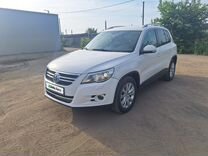 Volkswagen Tiguan 2.0 AT, 2008, 234 500 км, с пробегом, цена 1 080 000 руб.