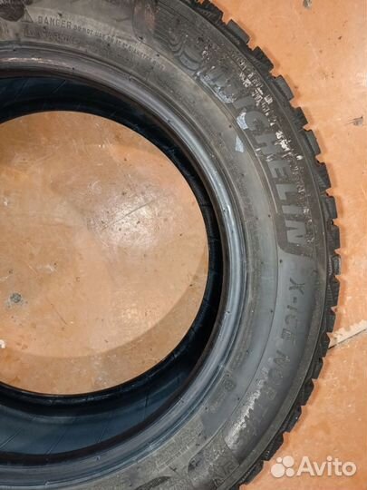 Покрышки б/у зимние шипы r15-185-65(michelin )