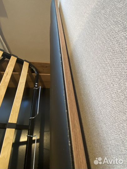 Кровать с подъемным механизмом б/у