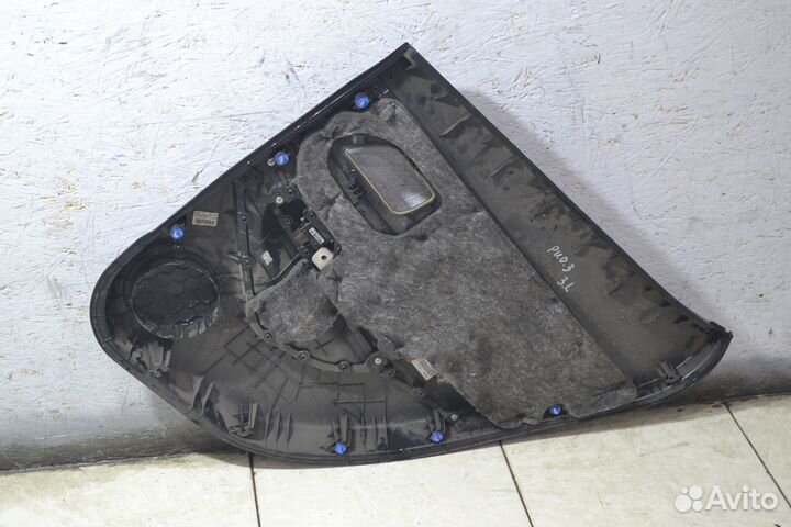 Обшивка двери задняя левая Kia Rio 3